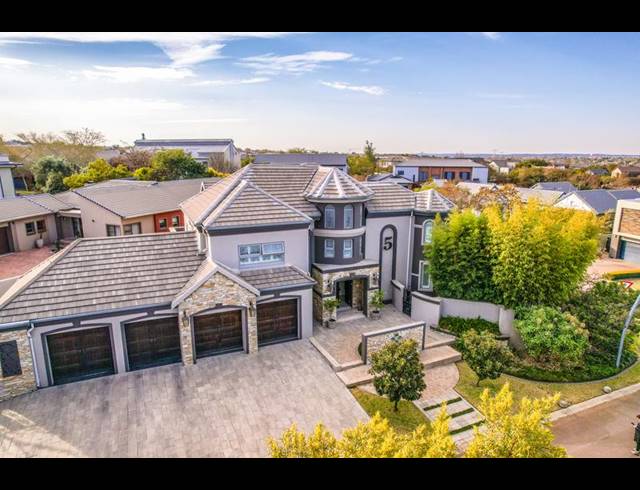 5 BEDROOM HOUSE FOR SALE IN MIDLANDS ESTATE